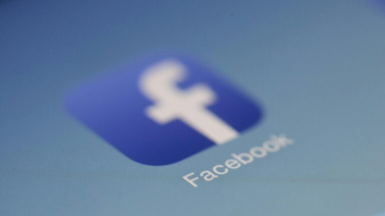 Facebook beat by trais smaller employee revised in careless people book Sarah Wynn Williams