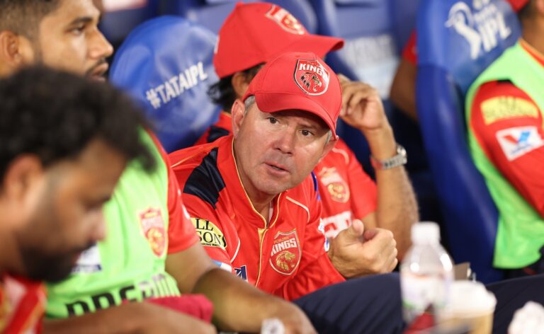 Ricky Ponting Calls Reporter’s Shreyas Iyer Question Career Threatening: “If I want to stay …”