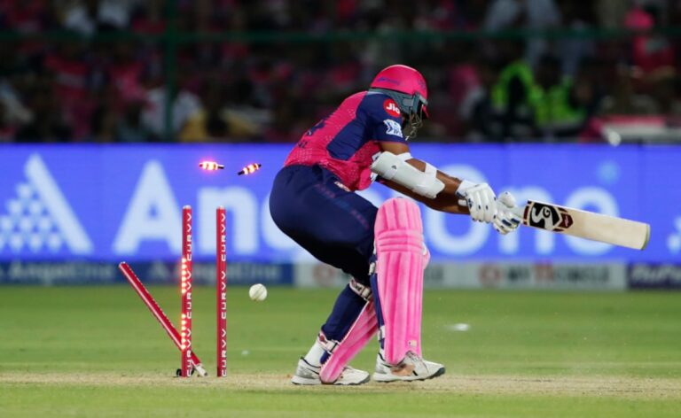 Ex-pakistan star makes IPL ‘Match Fixing’ Claim after Rajasthan Royals Saga, Internet Calls Him “Clown”