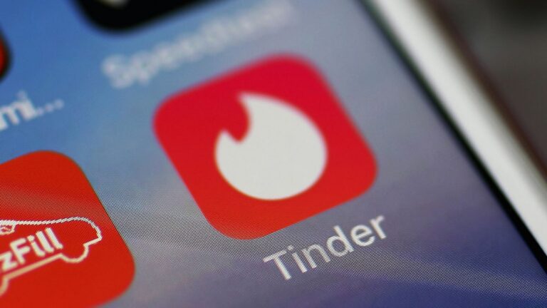 Tinder u launched new feature for college students benefits how to register all details