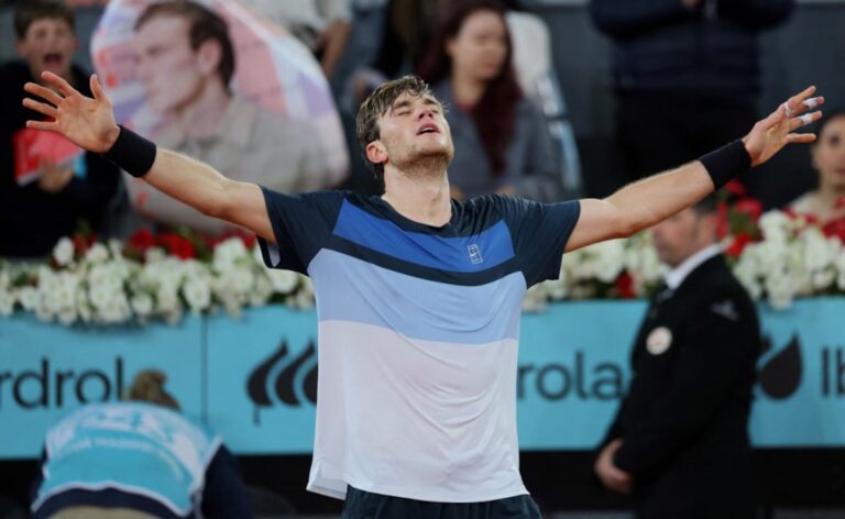 Jack Draper Ohsts Lorenzo Musetti to Meet Casper Ruud in Madrid Open Final
