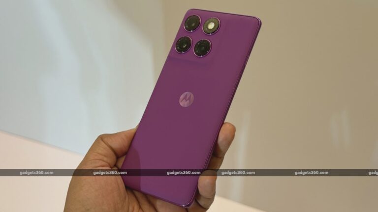 Poco F7 vs Motorola Edge 60 Pro Price Specifications Features Comparison Best Under Rs 35000
