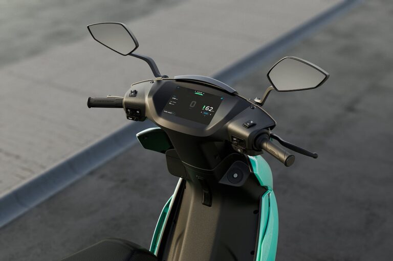 TVS Motor Launches New variant of Iqube Electric Scooter, Know Price, Range, Ola Electric, Bajaj Auto